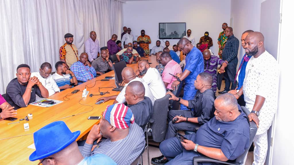 GOV ENO HUMILIATES MEDIA AIDES, OTHERS OVER SAHARA REPORTERS’ STORY