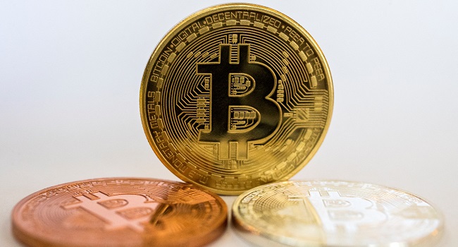 US Expands Sanctions Targeting Iran Oil, Cryptocurrency Sectors